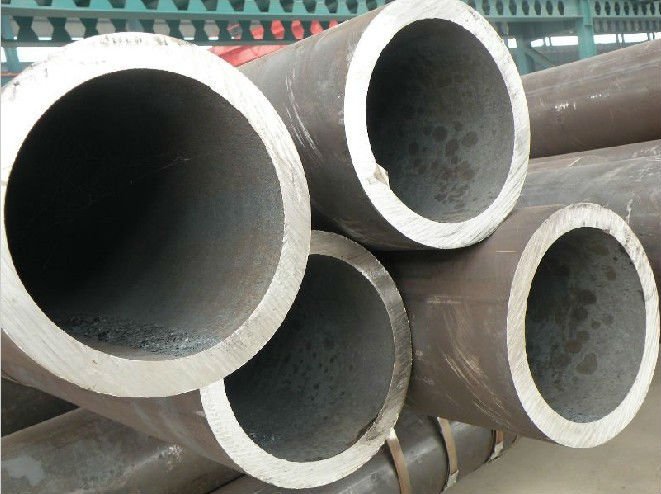 أنابيب الصلب غير الملحومة