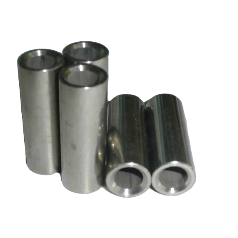 أنبوب فولاذي دقيق